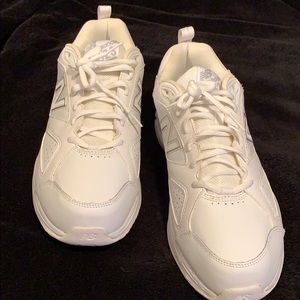 Men’s athletic shoes